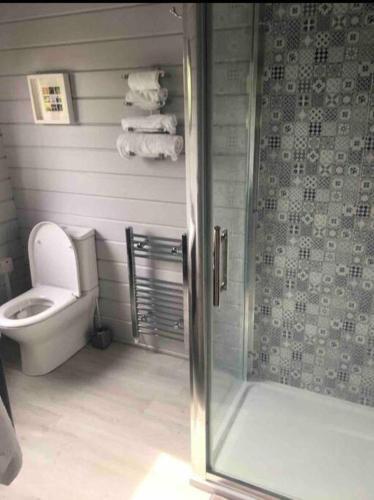 Countryside 2 Bedroom Log Cabin,spectacular Views.