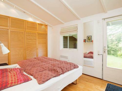 Holiday Home Dronningm�lle VI