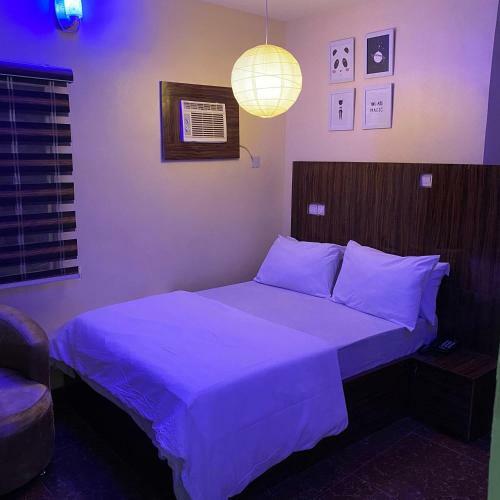 Hotel Ontario Suites