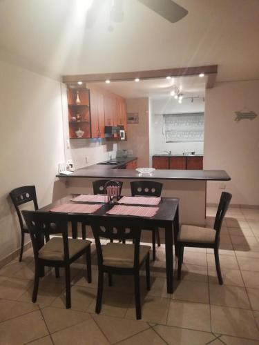 Apartamento A Beach Condo