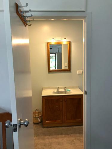 Apartamento @taradise-opunake - Eco-friendly Coastal Hideaway