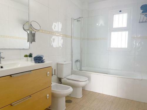 Laura Apartment In Arona & Pool