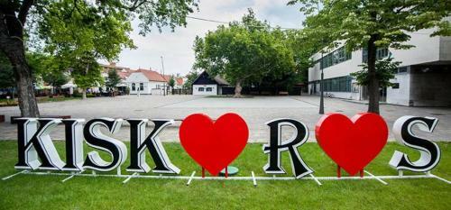 Hostal Cseng? Vend�gh�z