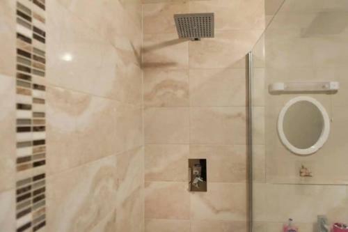 Stunning 2 Bedroom Apartment In Central Dublin