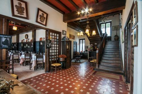 Hostal Ayestaran II