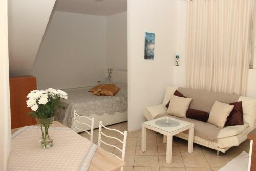 Studio Apartment A&a