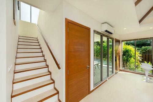 Villa Batam Laem Ka Style By Tropiclook