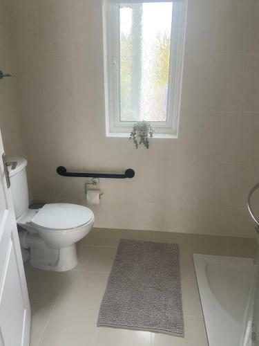 Beautiful 2 Bed Bungalow In Laugharne Situated