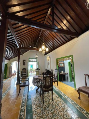 Villa Ndalem Langen Kusumo