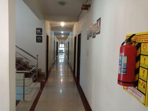 Hotel Rj Inn