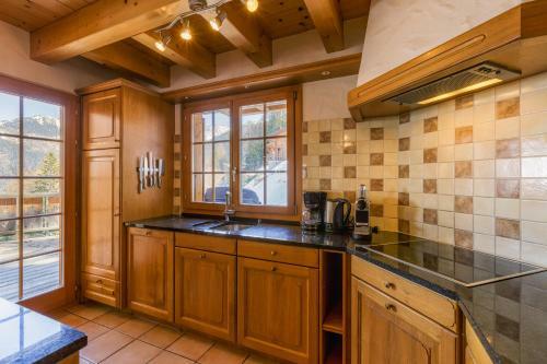Groot 10 Pers Ski-in Chalet Met Openhaard En Garage