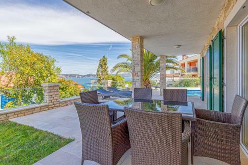 Villa Milena With Pool And Sea View