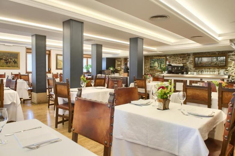 Hostal Izar-ondo