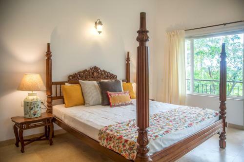 Villa Frangipani On The River