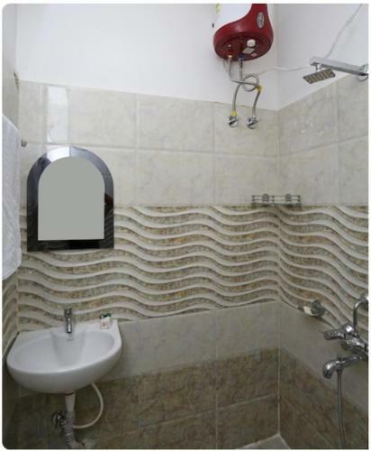 Green Land Luxury Hotel