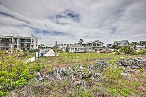 Coastal Getaway - Walk To St Augustine Beach!