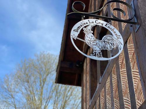 Hostal Maisons D'h�tes - Domaine Le Coq Enchant�