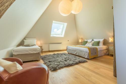 Hostal Maisons D'h�tes - Domaine Le Coq Enchant�
