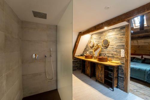 Hostal A Nouste Chambres D'hotes Et Gite