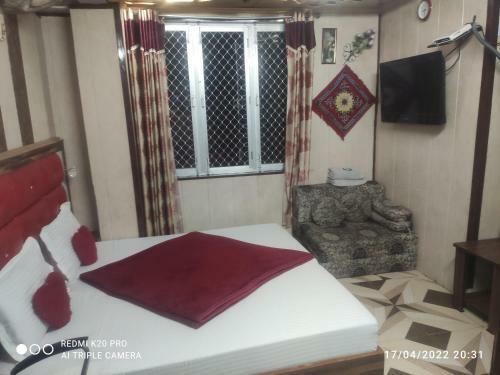 Hotel Malook's