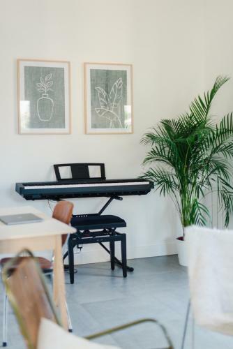 Villa La Pin�de Yourhosthelper