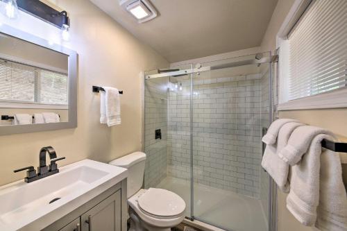 Pet-friendly Abode About 5 Mi To Sandpoint Beach!