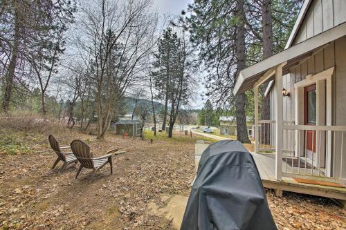 Pet-friendly Abode About 5 Mi To Sandpoint Beach!