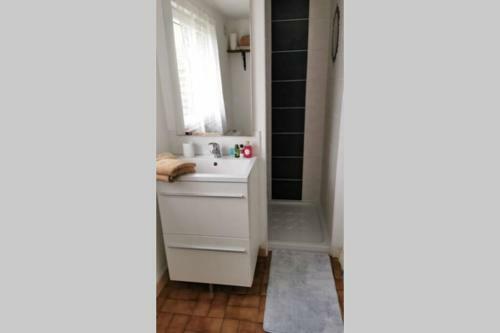 Petite Maison Dans Les Monts D'arr�e