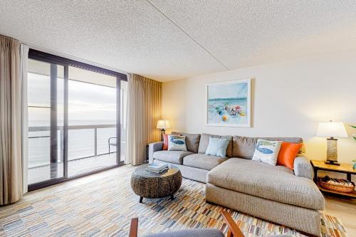 Golden Sands 1107