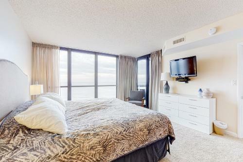 Golden Sands 1107
