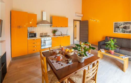Stunning Apartment In Patti With 2 Bedrooms
