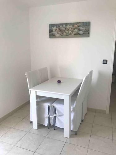 Apartamento Bas de Villa, Calme Proche Toutes Commodit�s.