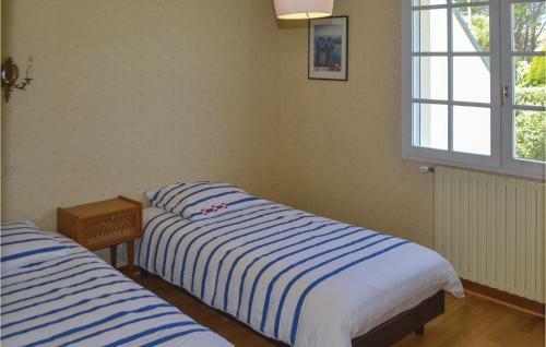 Studio Holiday Home In Lilia, Plouguerneau