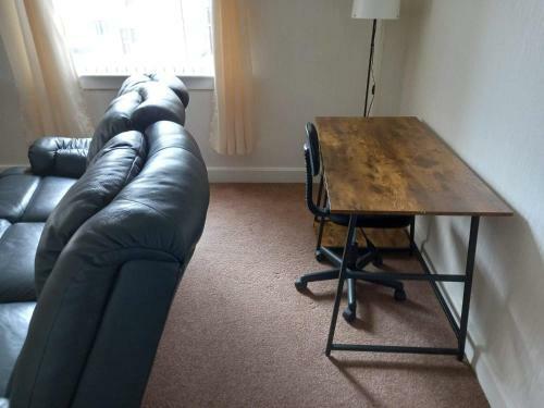 Inviting Light And Airy 3-bed Apartment In Wick