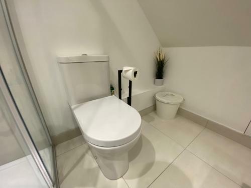 Unique Luxury Detached Apartment In Windsor That Sleeps 4