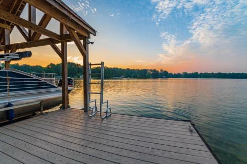 Lakeside Story By Stay Lake Norman