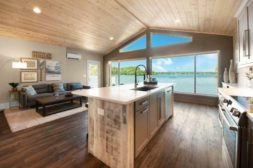 Lake Norman Hideaway By Stay Lake Norman