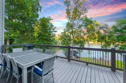 Ruby Arrival By Stay Lake Norman