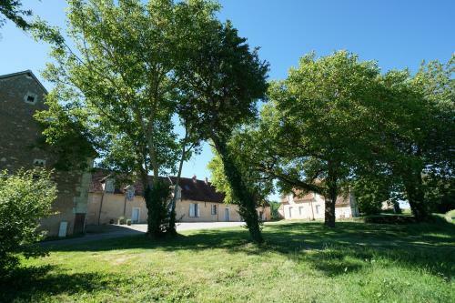 Hostal Maison De Charme Du Bistrot Des �curies