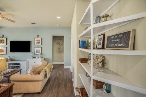 Gone Coastal - Oceanfront!