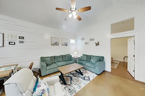 Mermaid Cove At Pirate's Bay Unit 209