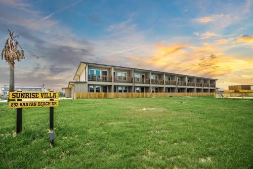 Sunrise Villas 101