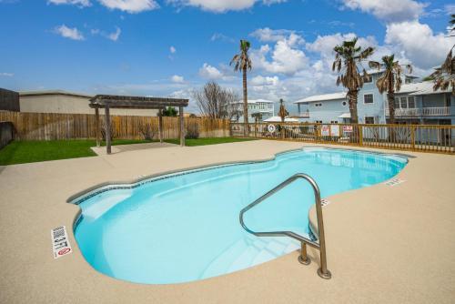 Sunrise Villas 210