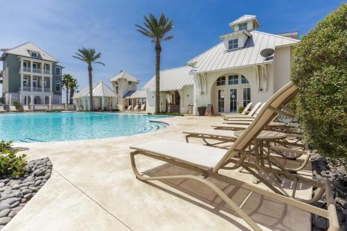 Mermaid's Life At Palmilla Beach
