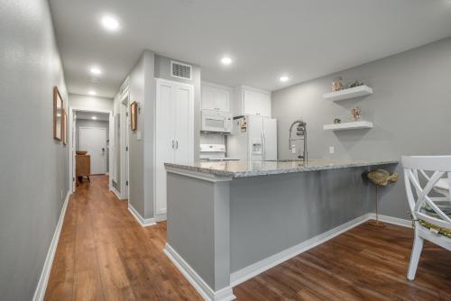 Sunrise Villas 208