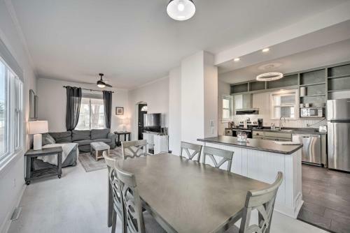 Trendy Superior Home Perfect For Groups!