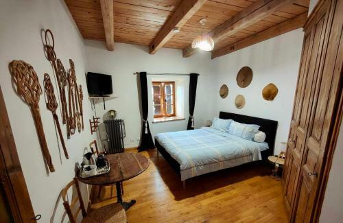 Belle Maison Avec Piscine