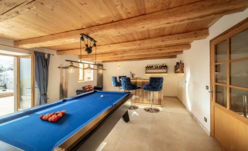 Luxury Chalet Morzine With Stunning Mountain Views