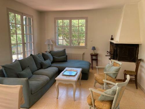 Belle Villa Proven�ale Avec Piscine Class�e 4 �toiles