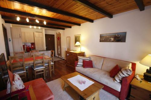 Apartamentos Residence Tsaumiau